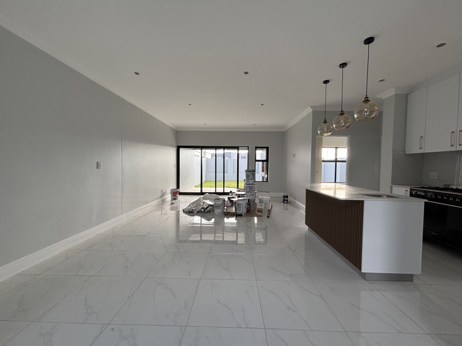 3 Bedroom Property for Sale in Sandown Western Cape
